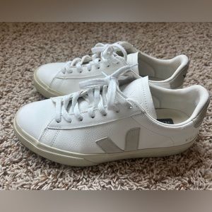Women Veja Campo Sneaker US Size 9/EUR Size 40